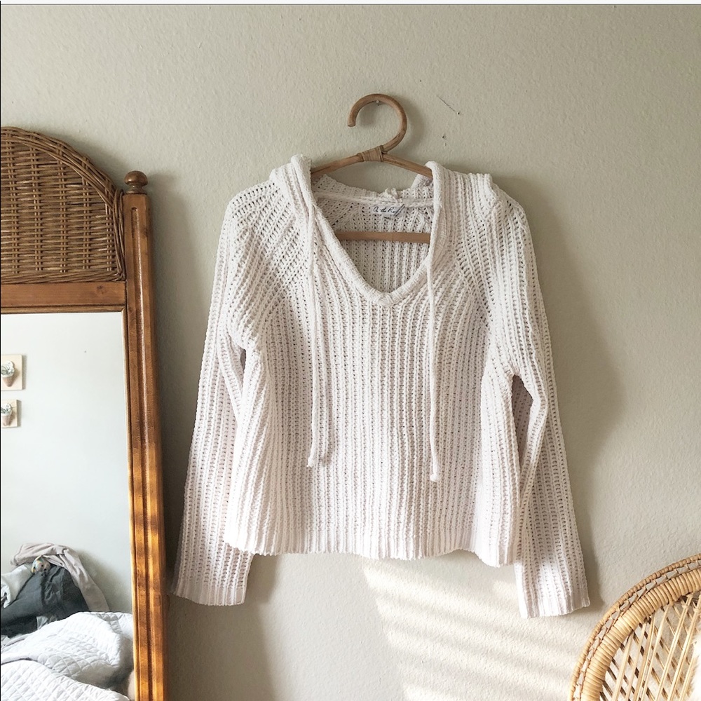 SOLD 🖤 NWOT On the Road Maelle Sweater Hoodie